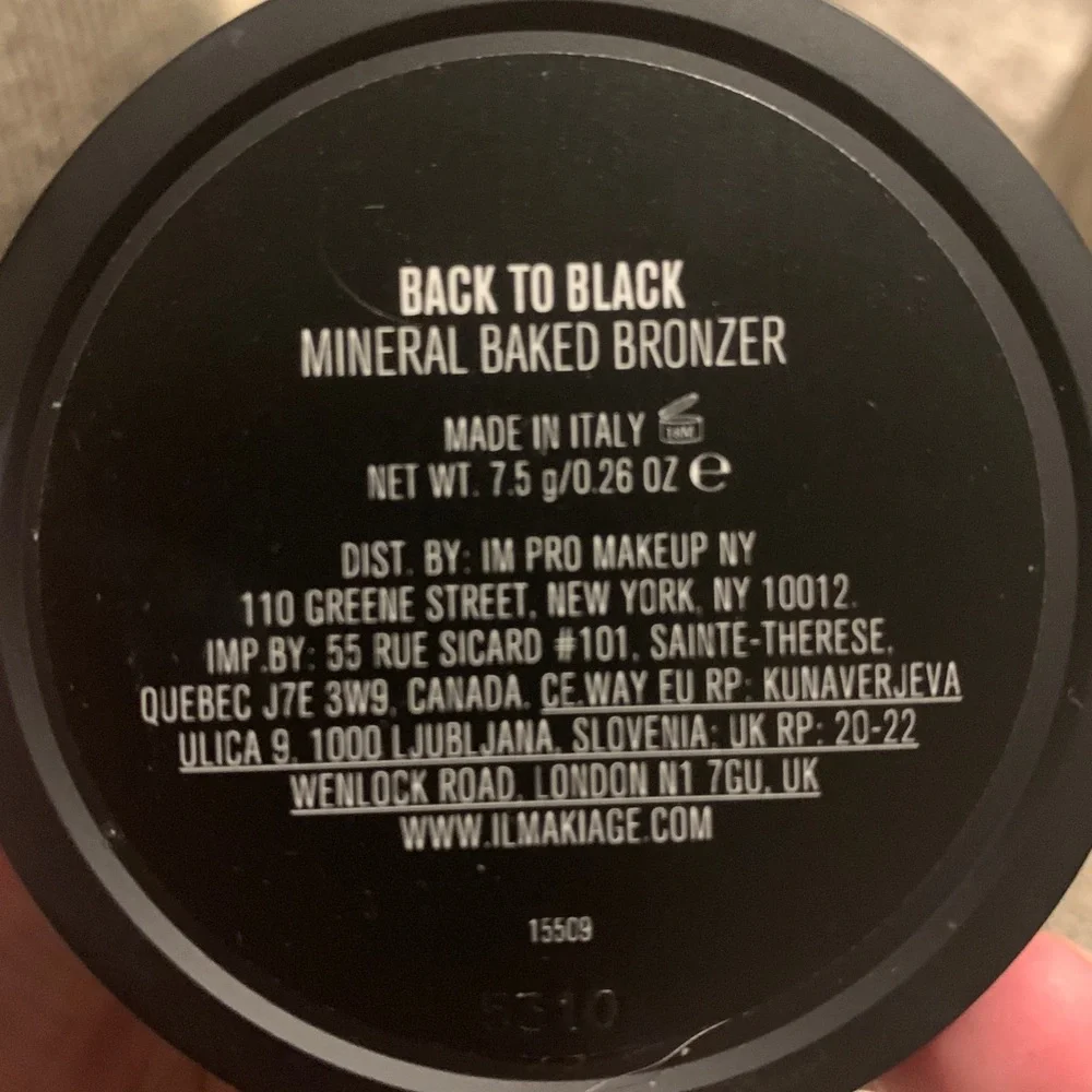 New IL MAKIAGE BAKED BRONZER